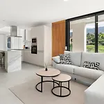 Karat La Quinta Feriehus *