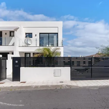 Karat La Quinta Holiday home